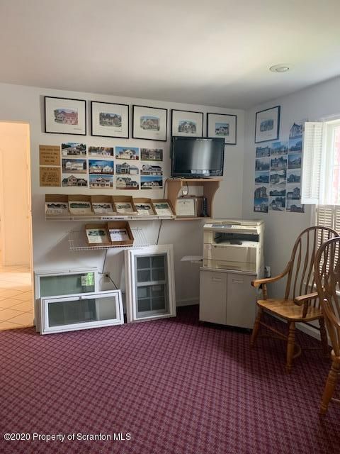 2808 Scranton Carbondale Hwy, Blakely, PA 18447